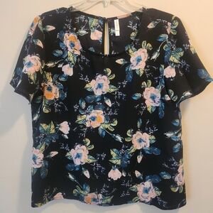 Xhilaration Women's Floral Short-Sleeve Top